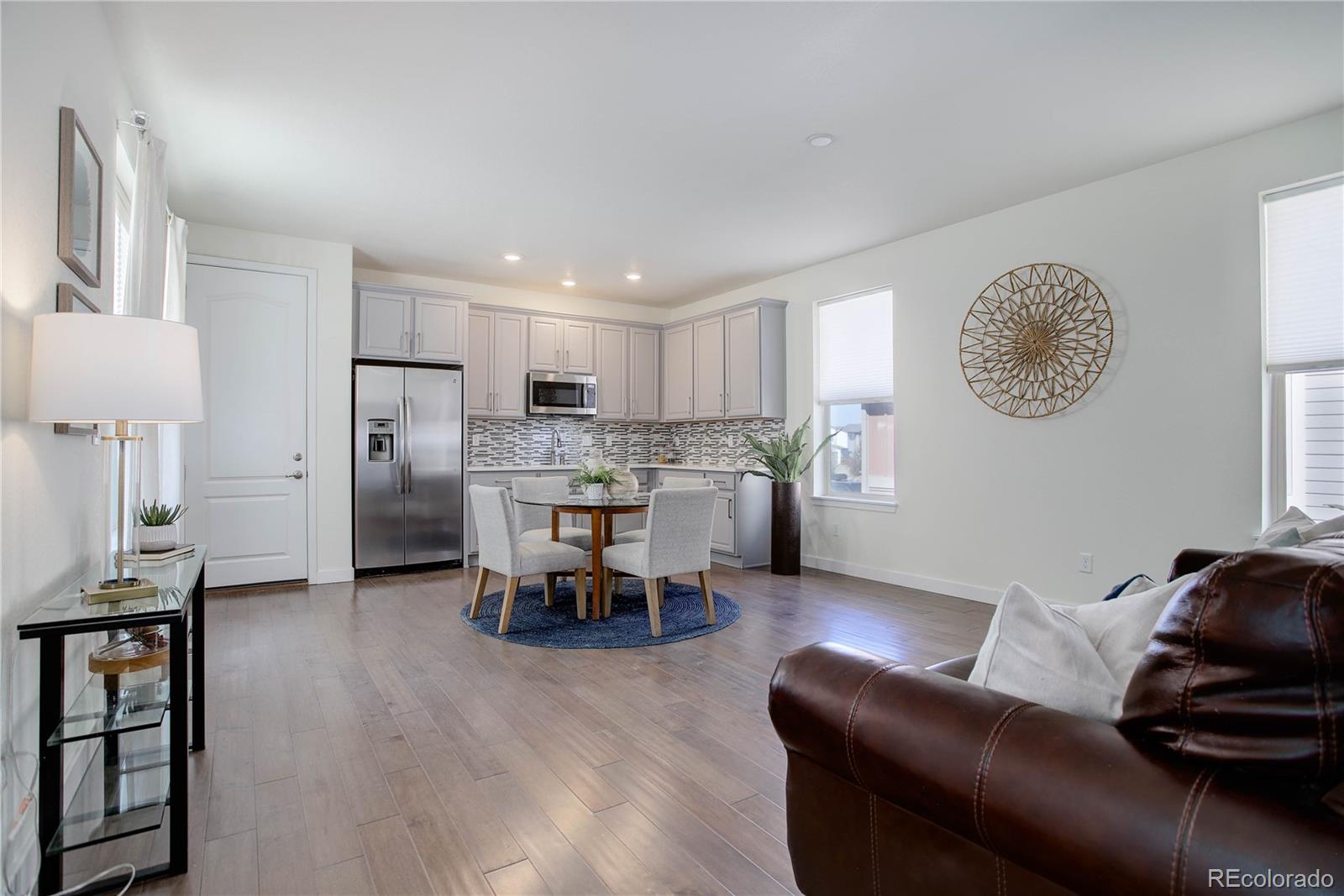 Littleton, Colorado, 80125, United States, 4 Bedrooms Bedrooms, ,3 BathroomsBathrooms,Residential,For Sale,1735899