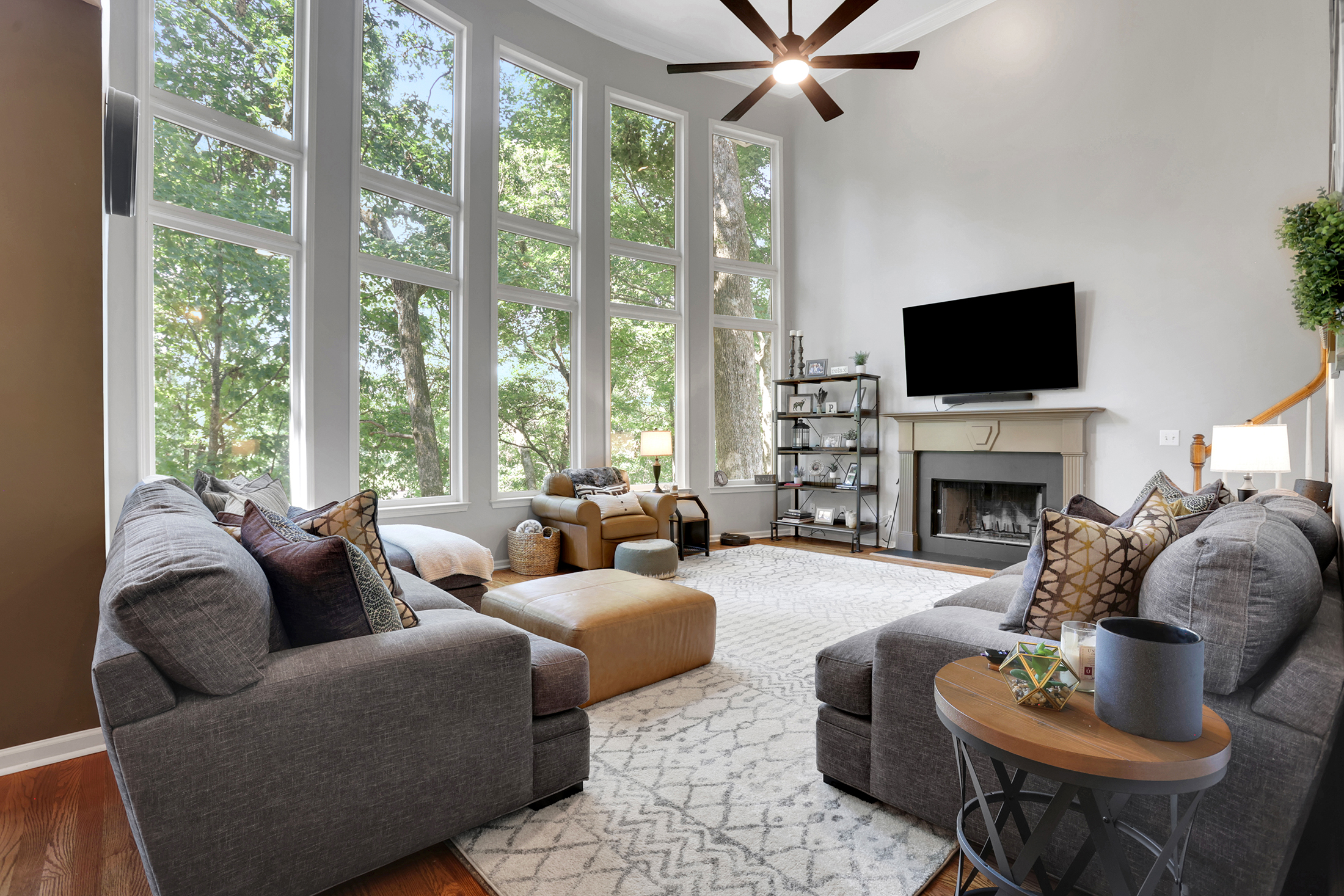  Beautifully Updated Home in River Plantation - 物件實景
