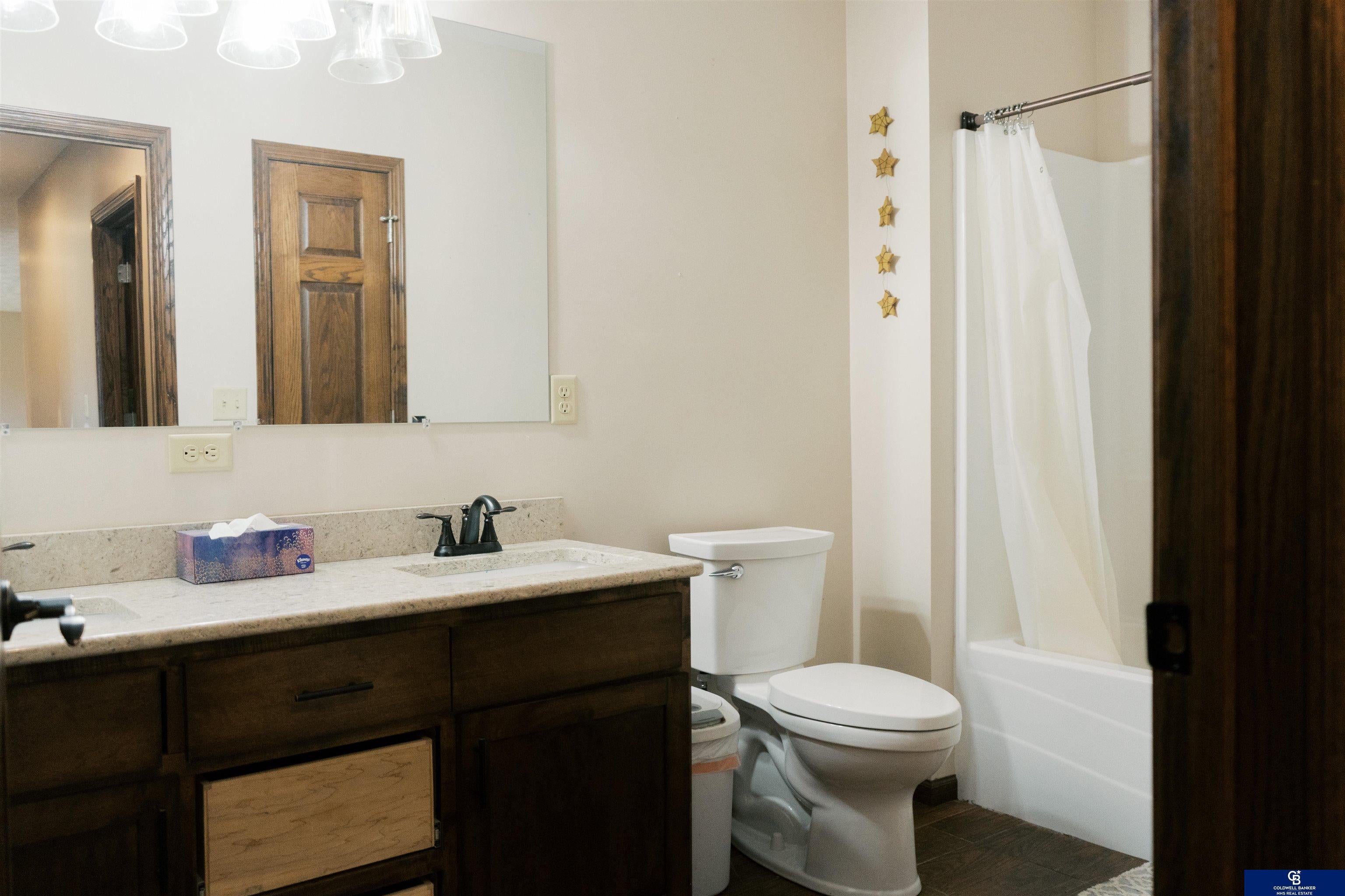 Garland, Nebraska, 68360-9322, United States, 4 Bedrooms Bedrooms, ,3 BathroomsBathrooms,Residential,For Sale,1828559