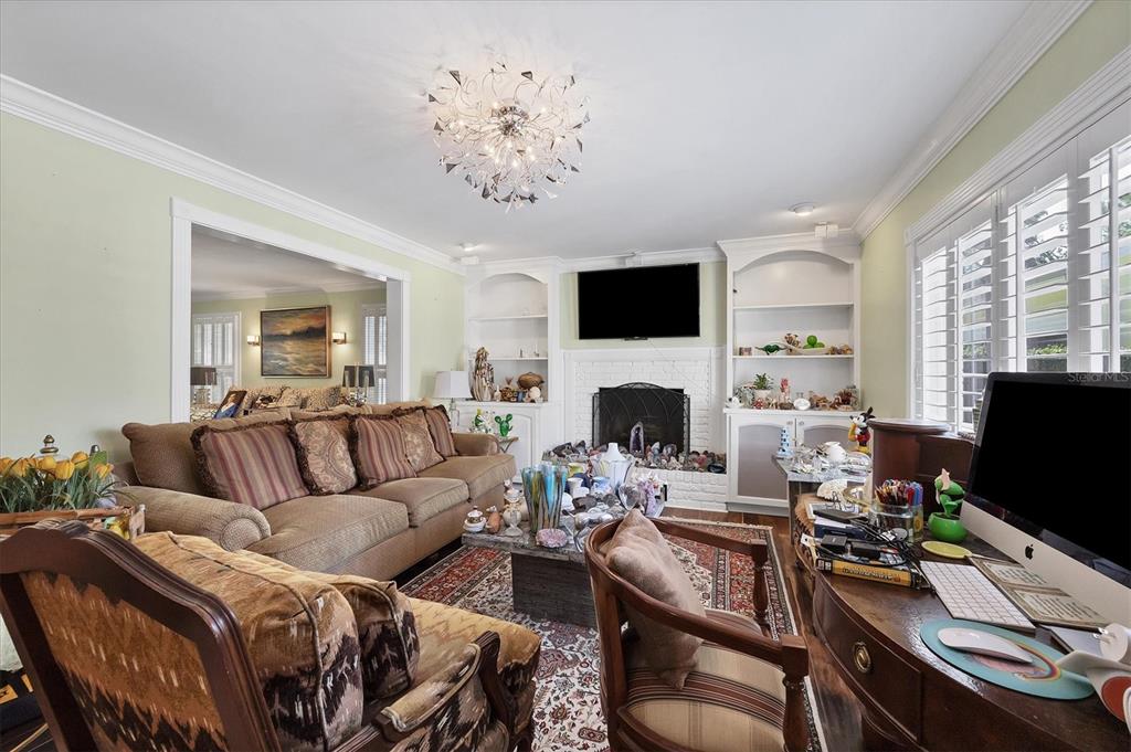 Tampa, Florida, 33629, United States, 4 Bedrooms Bedrooms, ,3 BathroomsBathrooms,Residential,For Sale,1885727