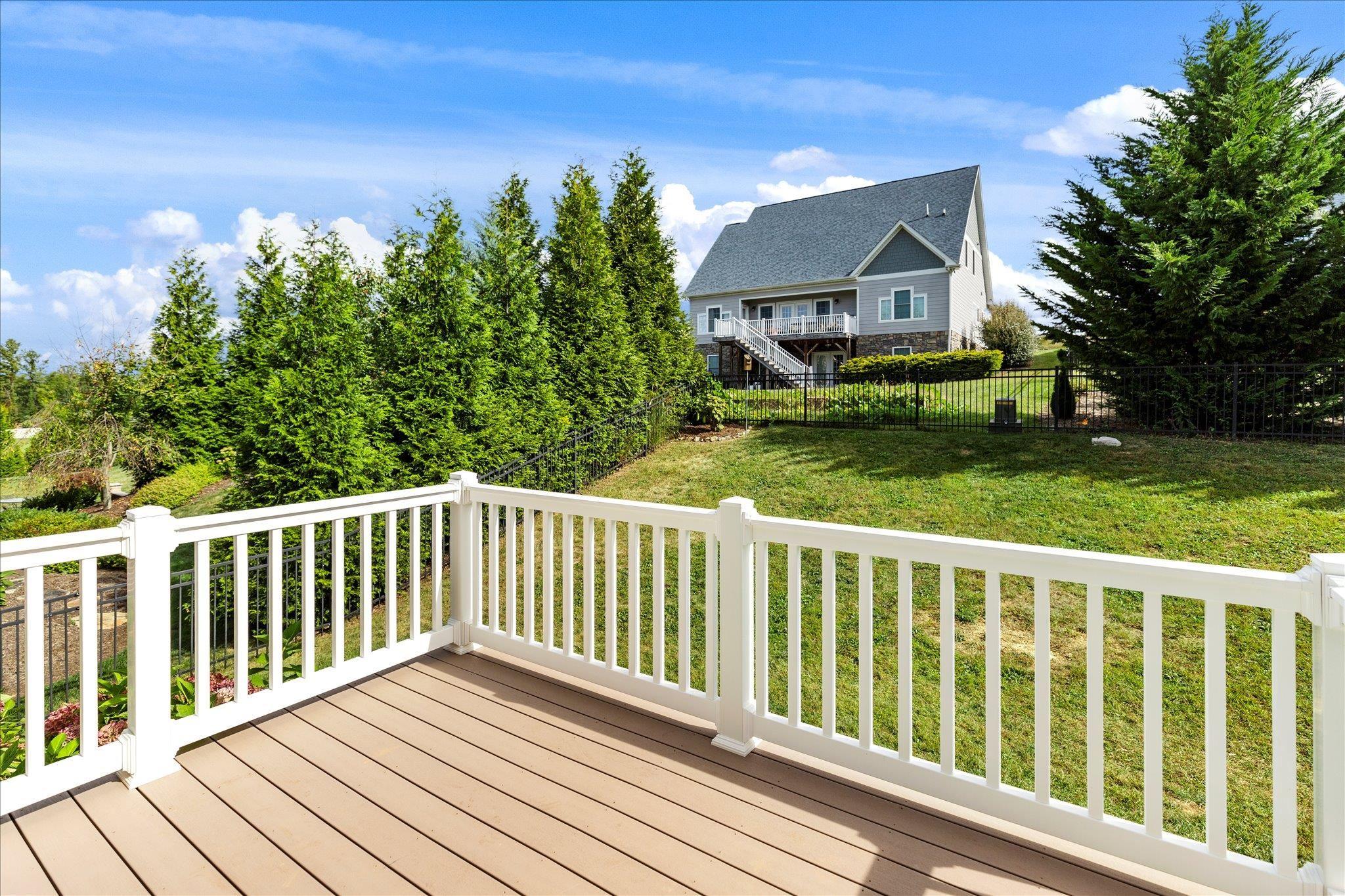 Blacksburg, Virginia, 24060, United States, 4 Bedrooms Bedrooms, ,3 BathroomsBathrooms,Residential,For Sale,1951169