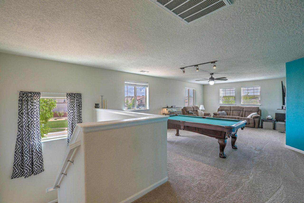 Rio Rancho, New Mexico, 87124, United States, 5 Bedrooms Bedrooms, ,4 BathroomsBathrooms,Residential,For Sale,1805604