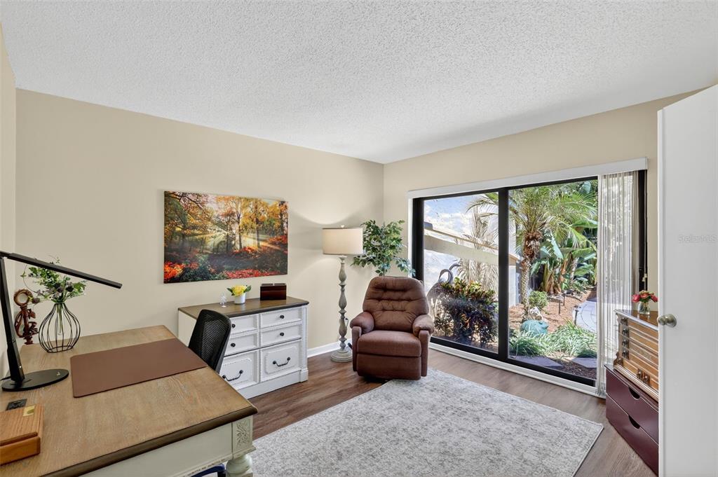 Largo, Florida, 33774, United States, 3 Bedrooms Bedrooms, ,3 BathroomsBathrooms,Residential,For Sale,1965170