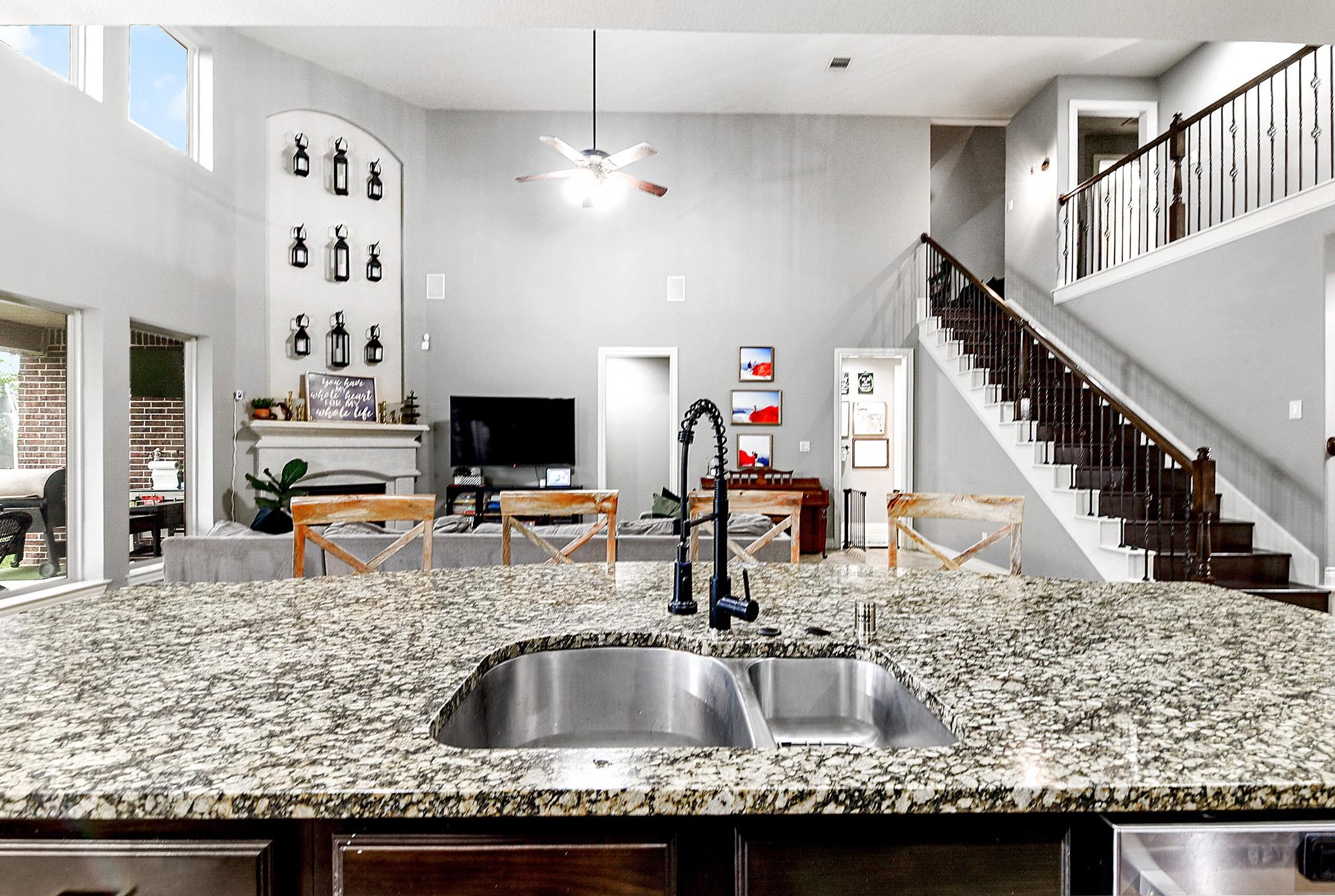 Katy, Texas, 77494, United States, 5 Bedrooms Bedrooms, ,5 BathroomsBathrooms,Residential,For Sale,2048040
