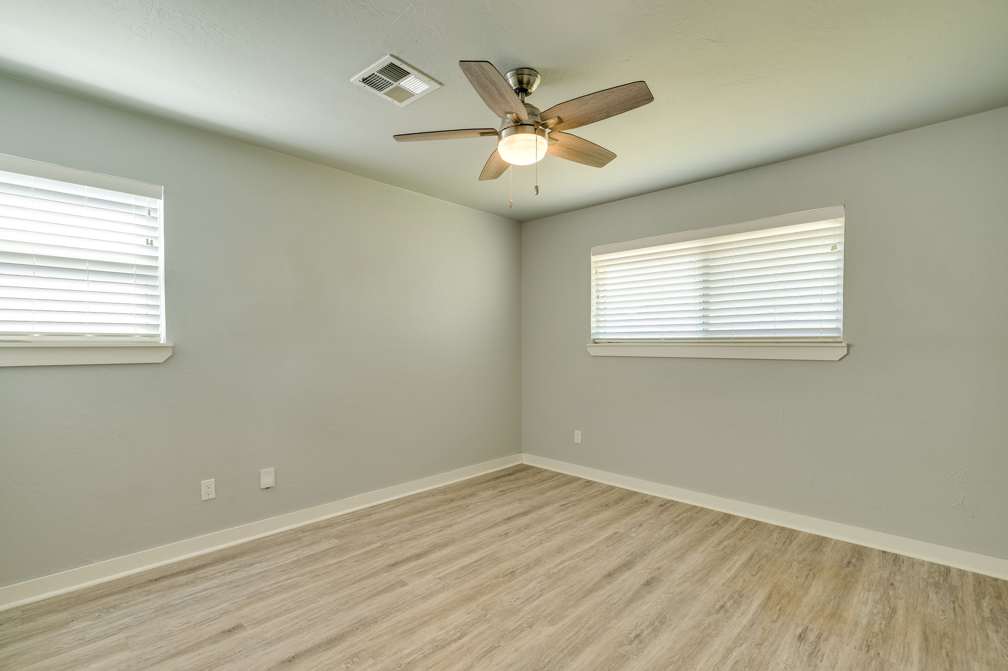  2405 Northwest 59th Street, Oklahoma City, OK 73112 - 物件實景