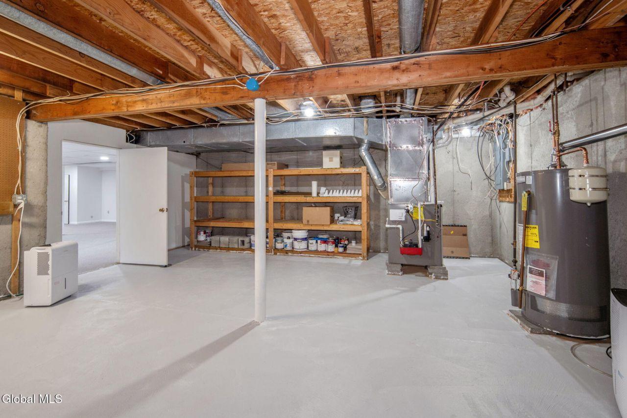 Guilderland, New York, 12303, United States, 4 Bedrooms Bedrooms, ,3 BathroomsBathrooms,Residential,For Sale,1891767