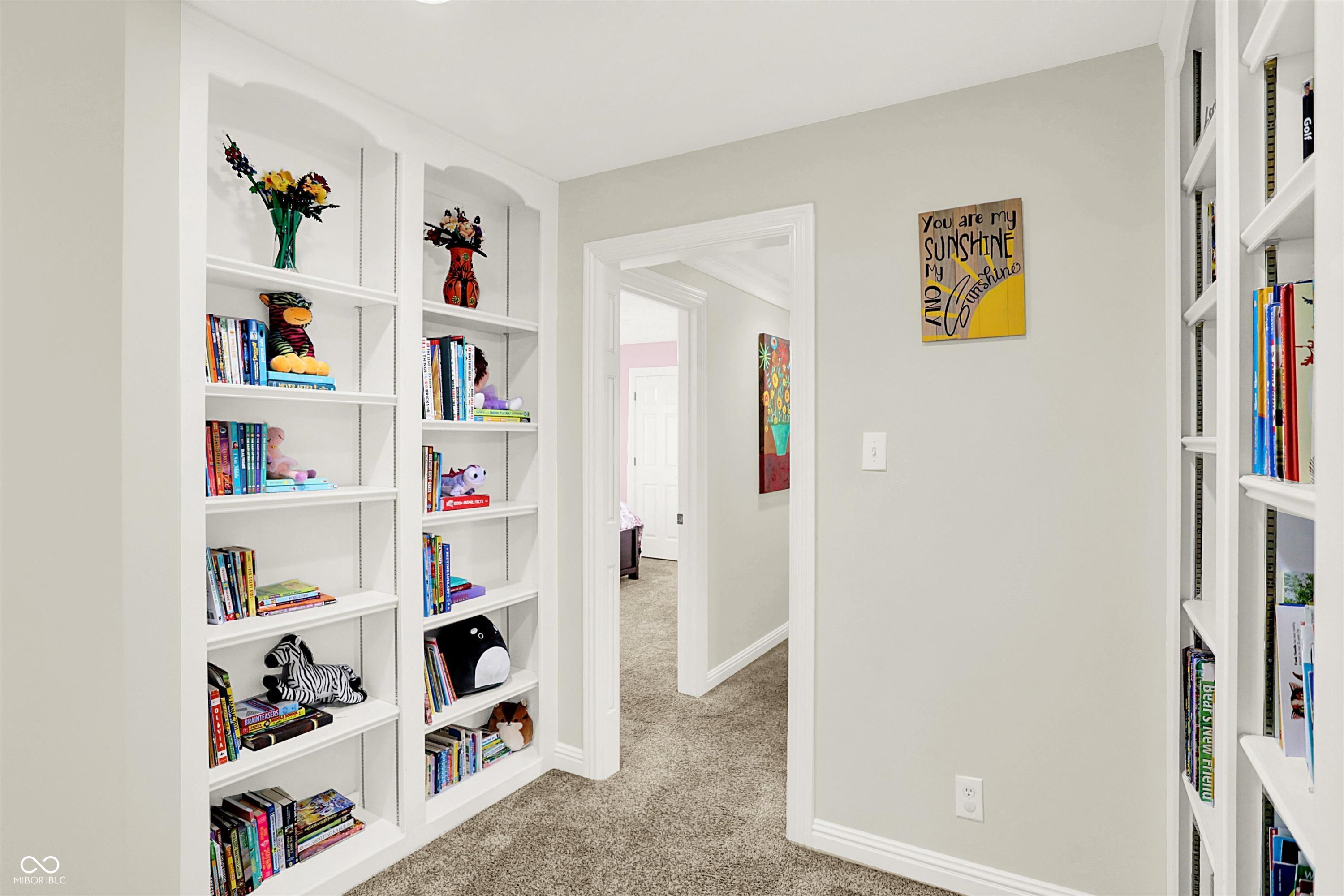 Fishers, Indiana, 46037, United States, 6 Bedrooms Bedrooms, ,5 BathroomsBathrooms,Residential,For Sale,1992348