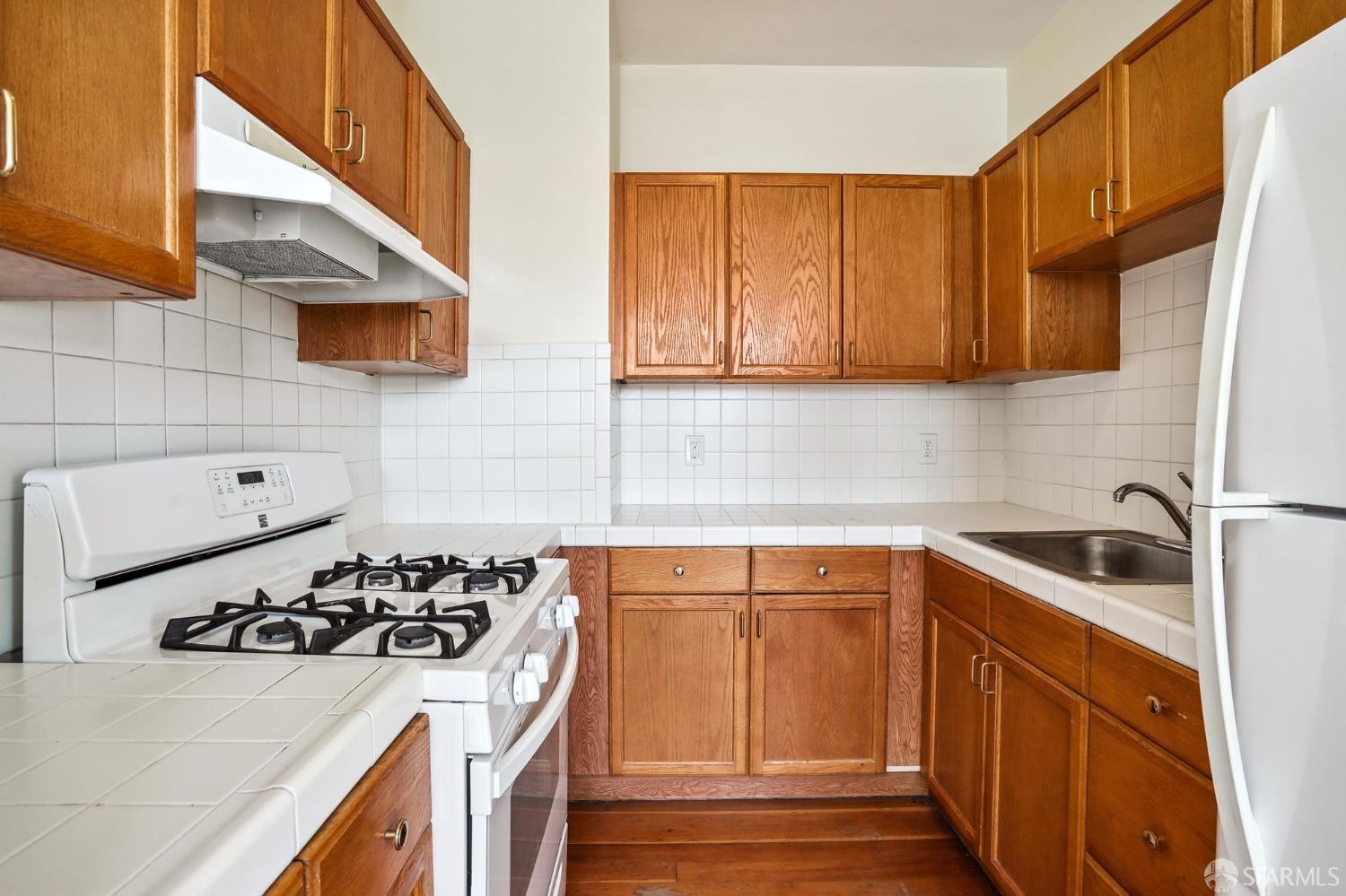 San Francisco, California, 94110, United States, ,Residential,For Sale,1857154