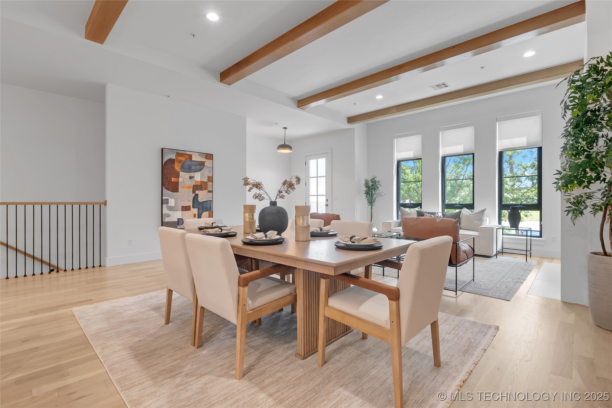 Tulsa, Oklahoma, 74120, United States, 3 Bedrooms Bedrooms, ,3 BathroomsBathrooms,Residential,For Sale,1989379