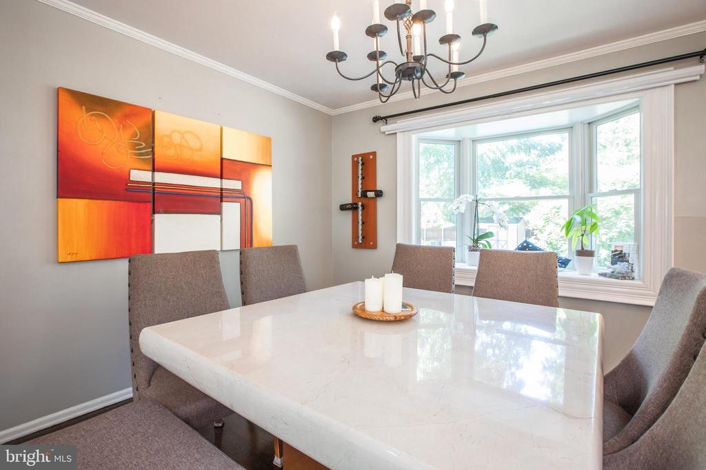 Hightstown, New Jersey, 08520, United States, 5 Bedrooms Bedrooms, ,4 BathroomsBathrooms,Residential,For Sale,1928581