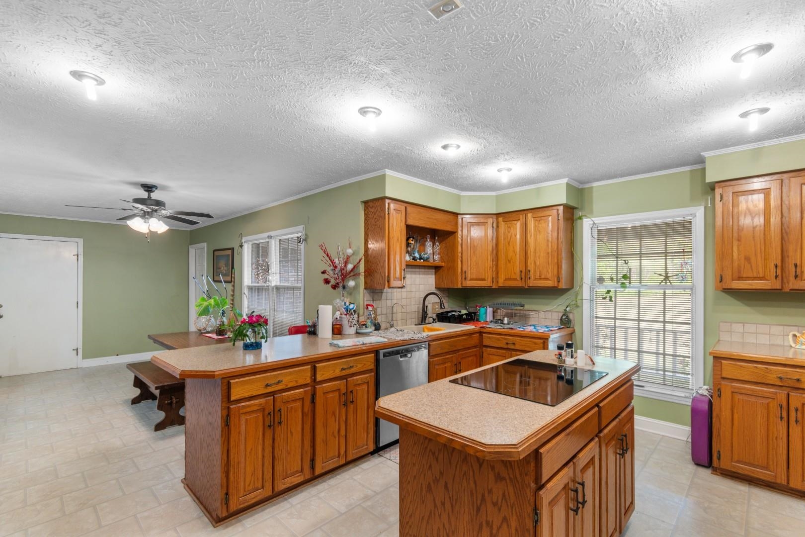 Longs, South Carolina, 29568, United States, 3 Bedrooms Bedrooms, ,2 BathroomsBathrooms,Residential,For Sale,2035883
