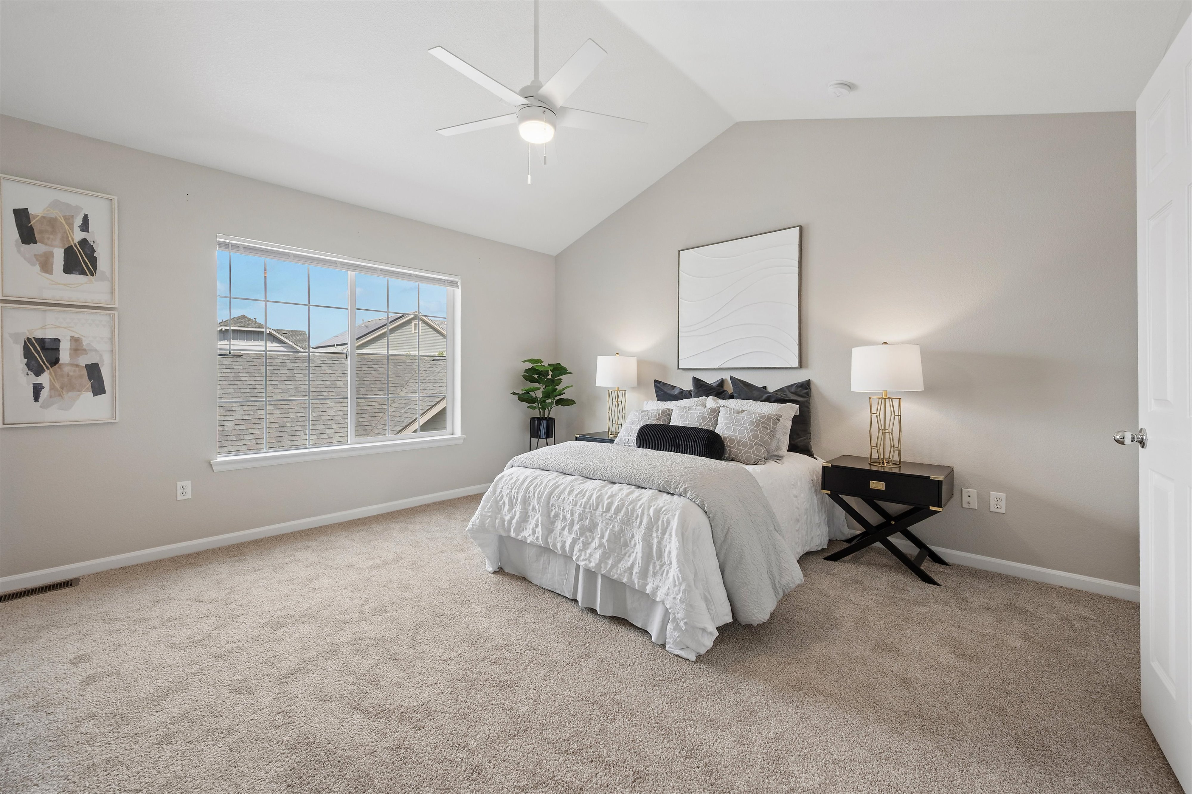  Charming Townhome In Sought After Central Park Location - 物件實景
