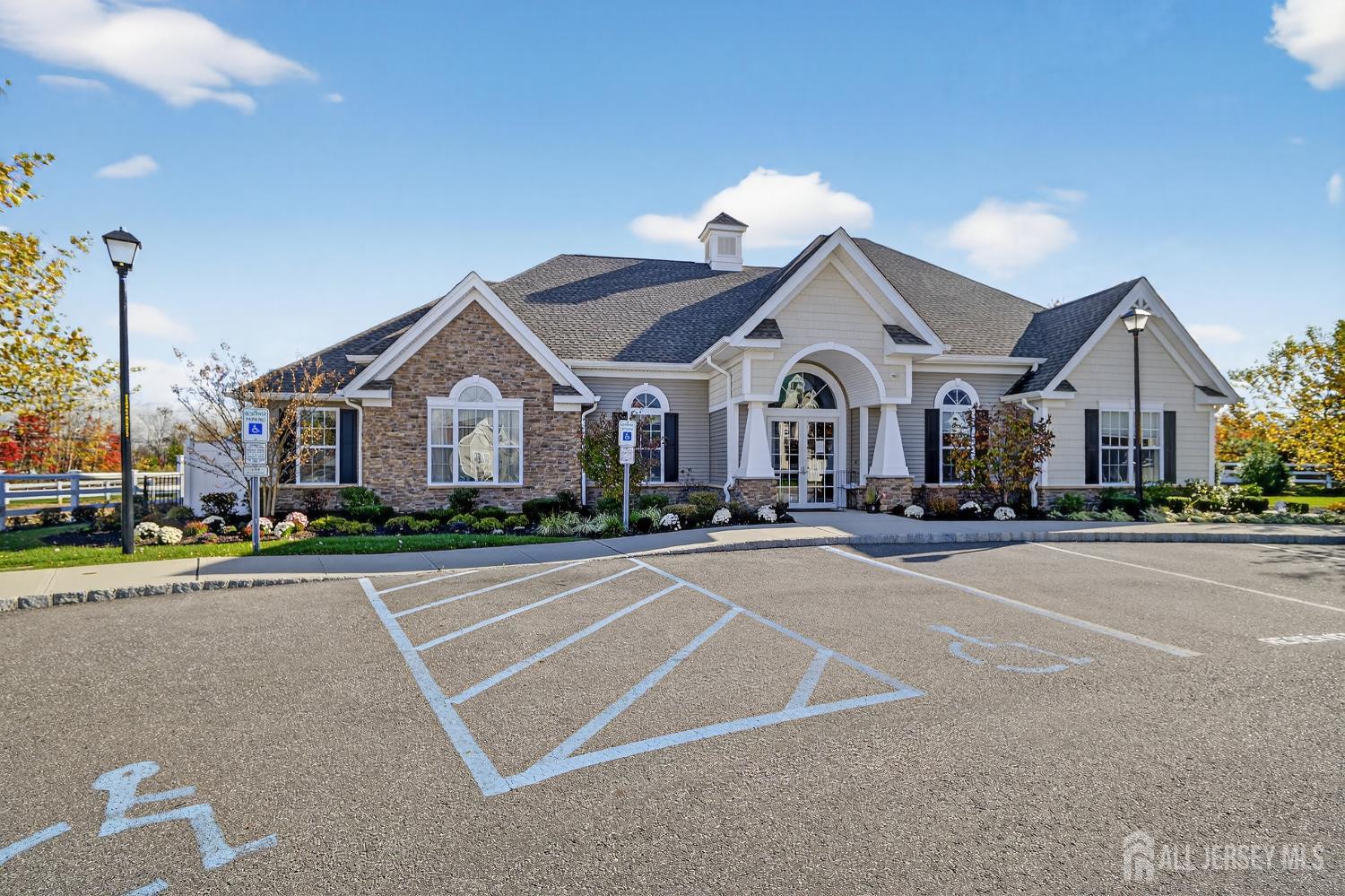 Sayreville, New Jersey, 08859, United States, 2 Bedrooms Bedrooms, ,3 BathroomsBathrooms,Residential,For Sale,1989684