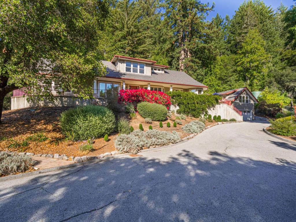 Scotts Valley, California, 95066, United States, 3 Bedrooms Bedrooms, ,3 BathroomsBathrooms,Residential,For Sale,1974309
