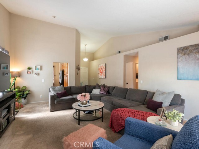 Temecula, California, 92591, United States, 3 Bedrooms Bedrooms, ,2 BathroomsBathrooms,Residential,For Sale,1914034