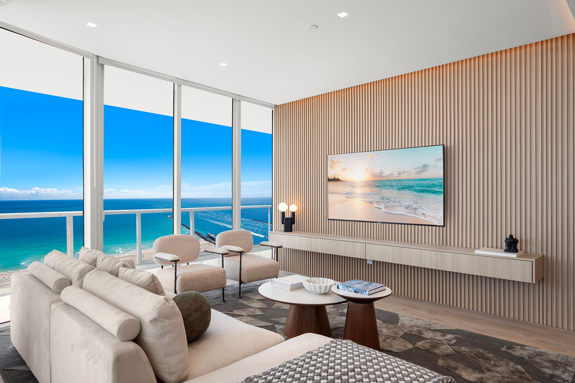  100 S Pointe Dr, Miami Beach, FL, 33139 - 物件實景