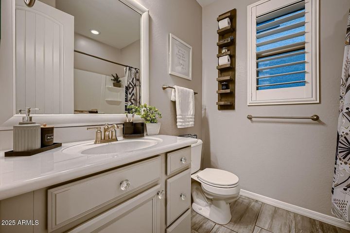 Peoria, Arizona, 85383, United States, 3 Bedrooms Bedrooms, ,2 BathroomsBathrooms,Residential,For Sale,1944970