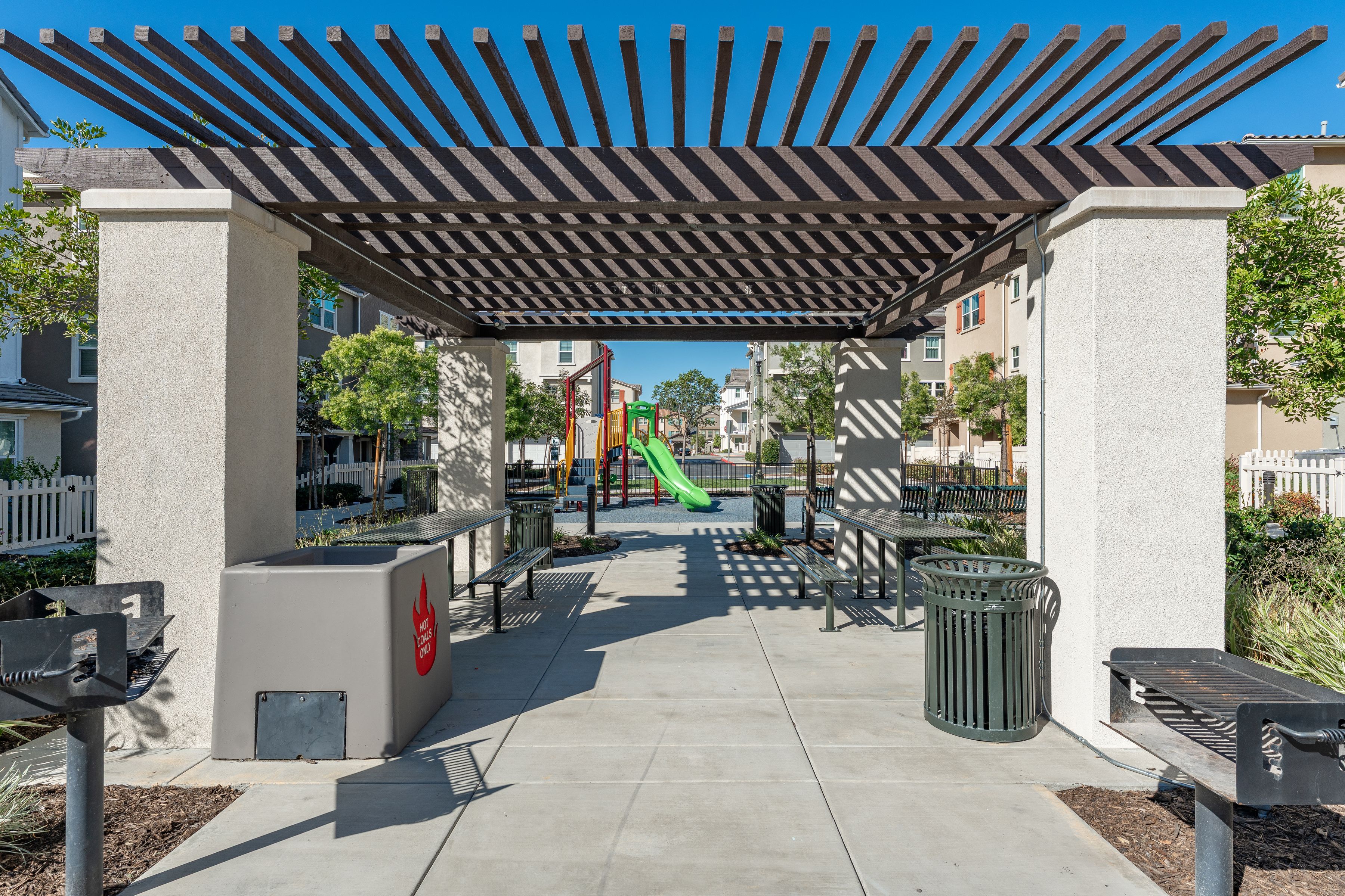  512 Mulberry Lane, Fillmore - 物件實景