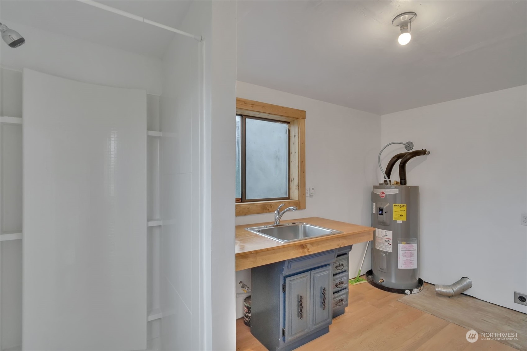 Randle, Washington, 98377, United States, 4 Bedrooms Bedrooms, ,1 BathroomBathrooms,Residential,For Sale,1978440