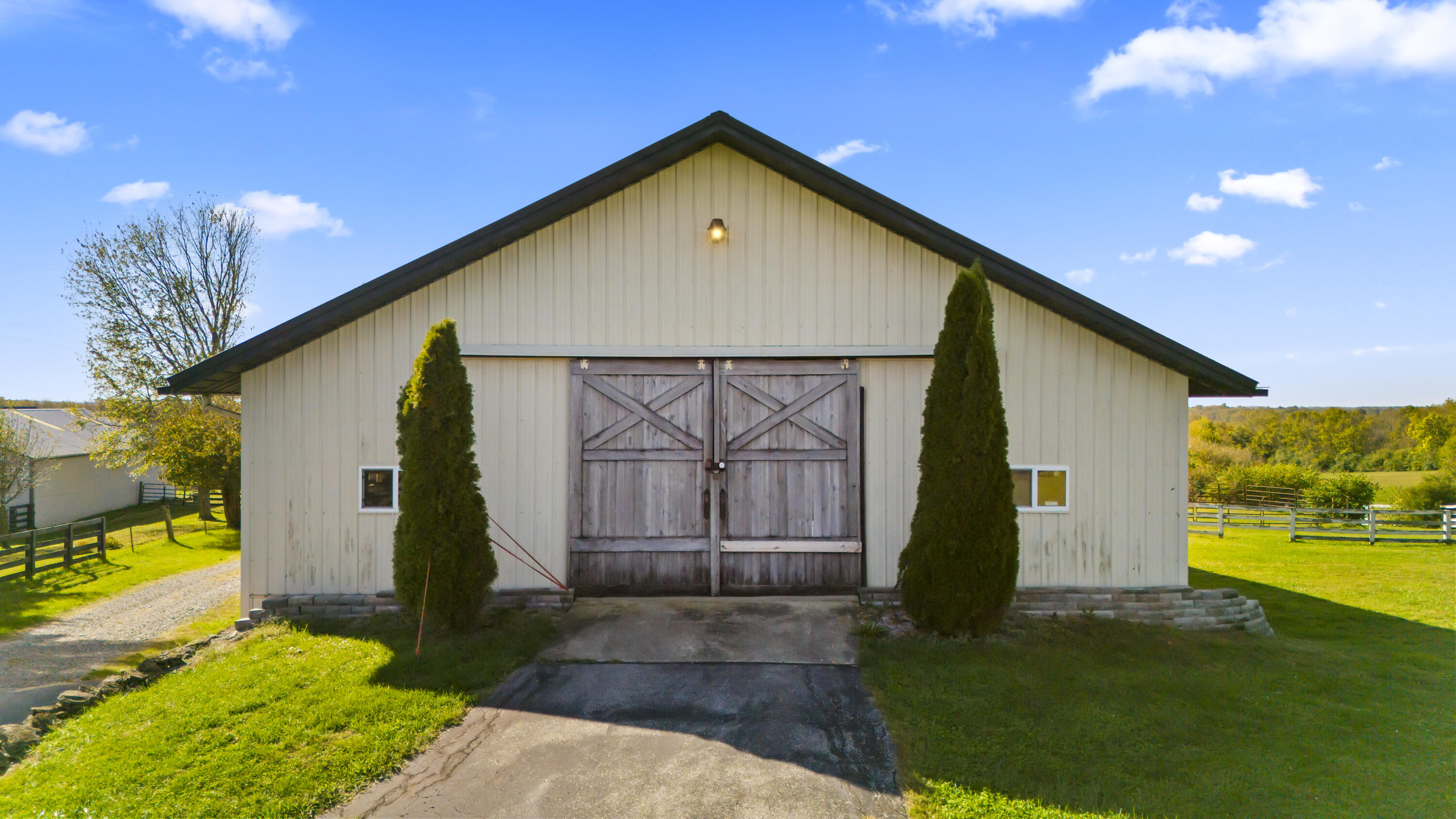 Winchester, Kentucky, 40391, United States, 3 Bedrooms Bedrooms, ,3 BathroomsBathrooms,Residential,For Sale,1992796