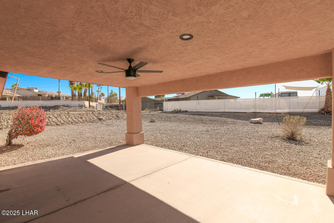 Lake Havasu City, Arizona, 86404, United States, 3 Bedrooms Bedrooms, ,1 BathroomBathrooms,Residential,For Sale,1987502