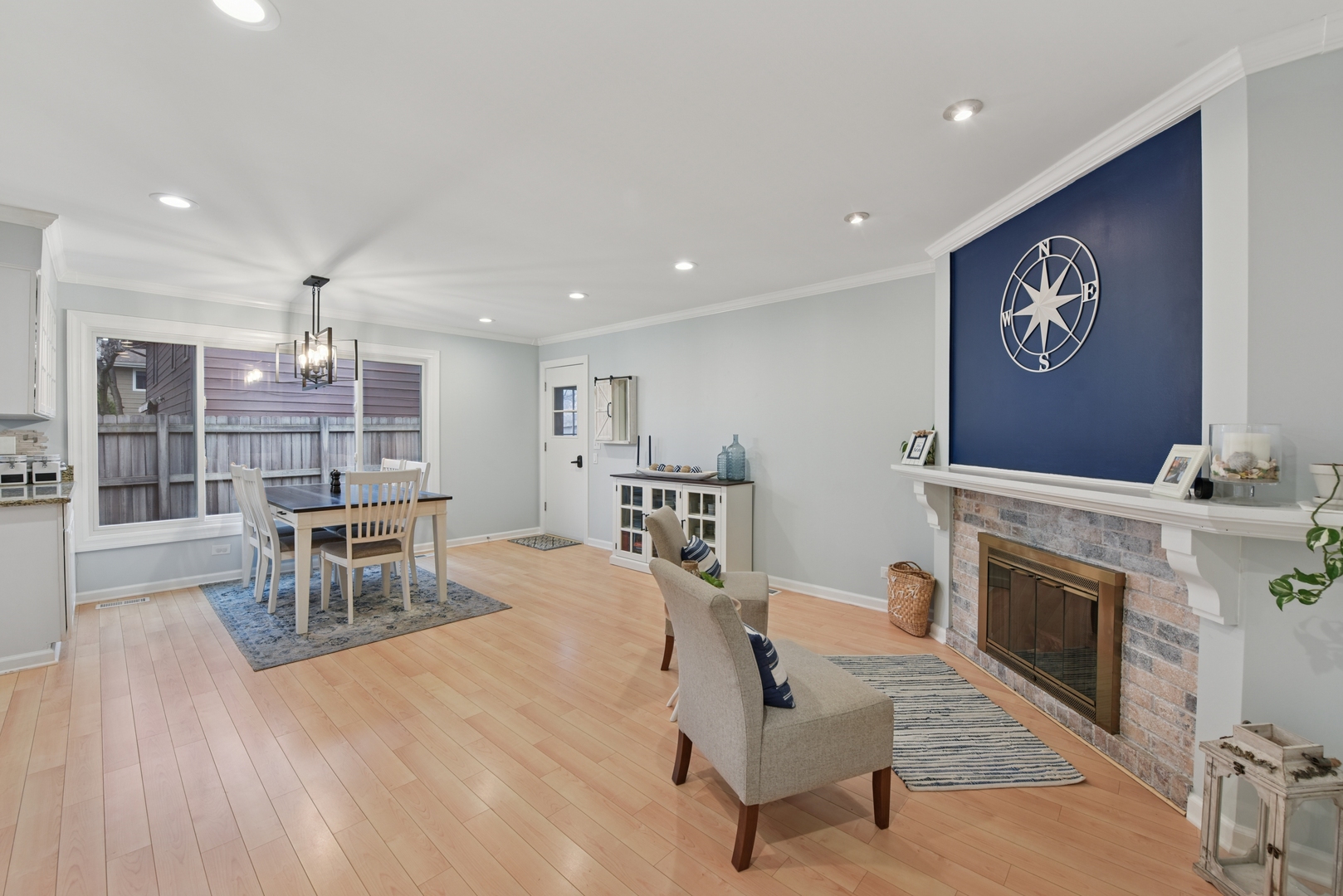 Bloomingdale, Illinois, 60108, United States, 4 Bedrooms Bedrooms, ,3 BathroomsBathrooms,Residential,For Sale,2000593