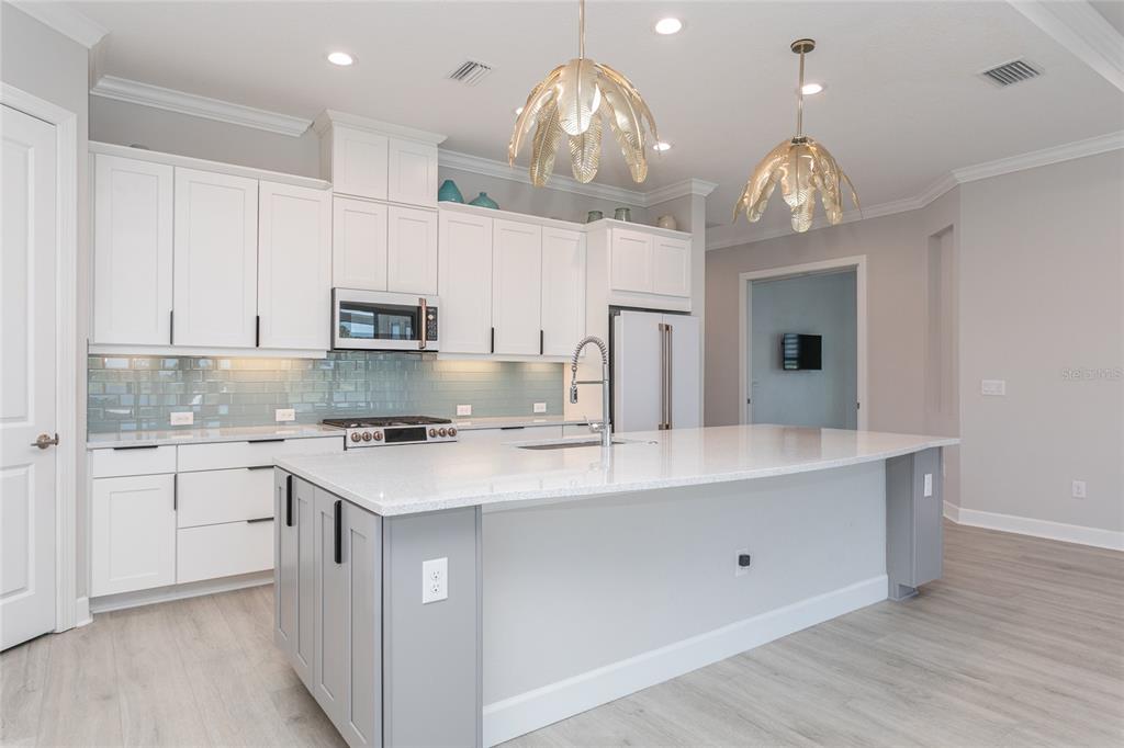Nokomis, Florida, 34275, United States, 2 Bedrooms Bedrooms, ,2 BathroomsBathrooms,Residential,For Sale,1917205