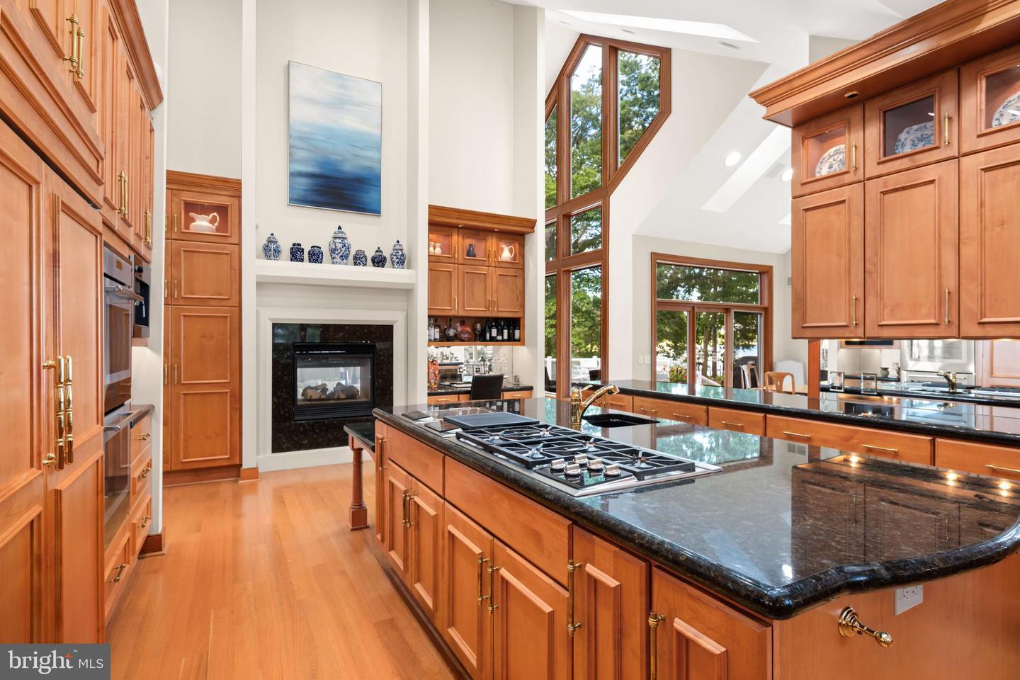 Queenstown, Maryland, 21658, United States, 5 Bedrooms Bedrooms, ,6 BathroomsBathrooms,Residential,For Sale,1940127
