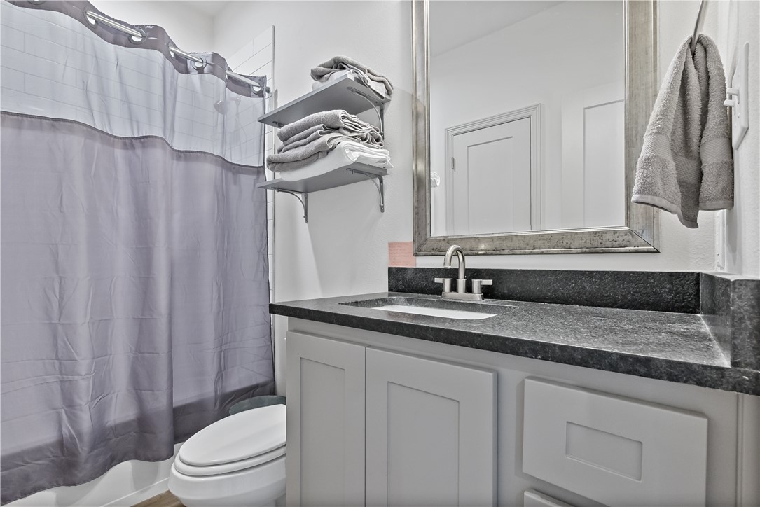 College Station, Texas, 77840, United States, 6 Bedrooms Bedrooms, ,7 BathroomsBathrooms,Residential,For Sale,1989222