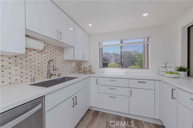 Rancho Palos Verdes, California, 90275, United States, 4 Bedrooms Bedrooms, ,3 BathroomsBathrooms,Residential,For Sale,2009946