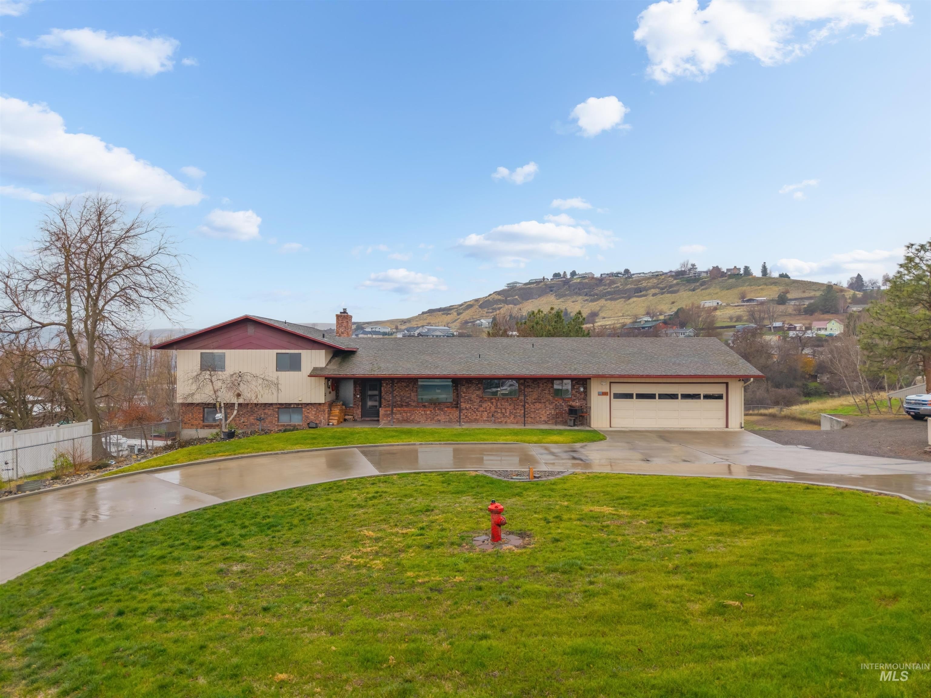 Clarkston, Washington, 99403, United States, 5 Bedrooms Bedrooms, ,4 BathroomsBathrooms,Residential,For Sale,2005826