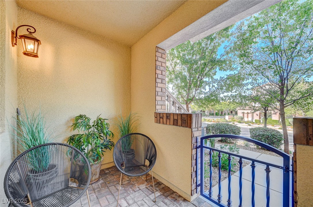 Henderson, Nevada, 89044, United States, 4 Bedrooms Bedrooms, ,3 BathroomsBathrooms,Residential,For Sale,1991497