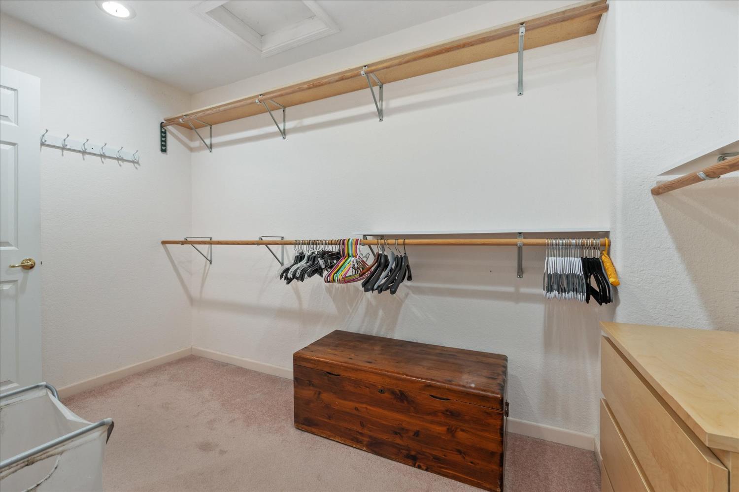 Murphys, California, 95247, United States, 3 Bedrooms Bedrooms, ,2 BathroomsBathrooms,Residential,For Sale,2048867