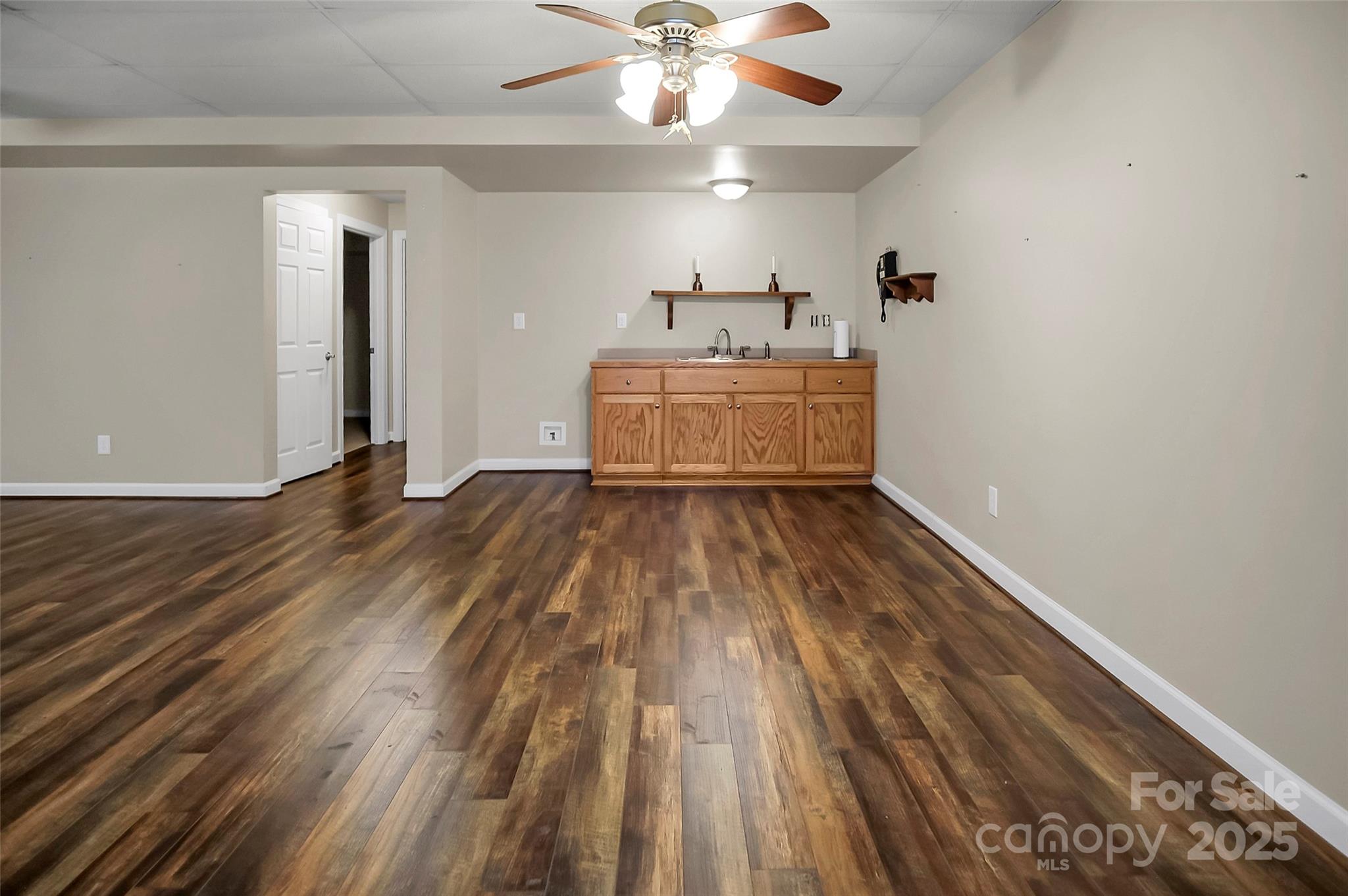 Cherryville, North Carolina, 28021, United States, 3 Bedrooms Bedrooms, ,3 BathroomsBathrooms,Residential,For Sale,1885225