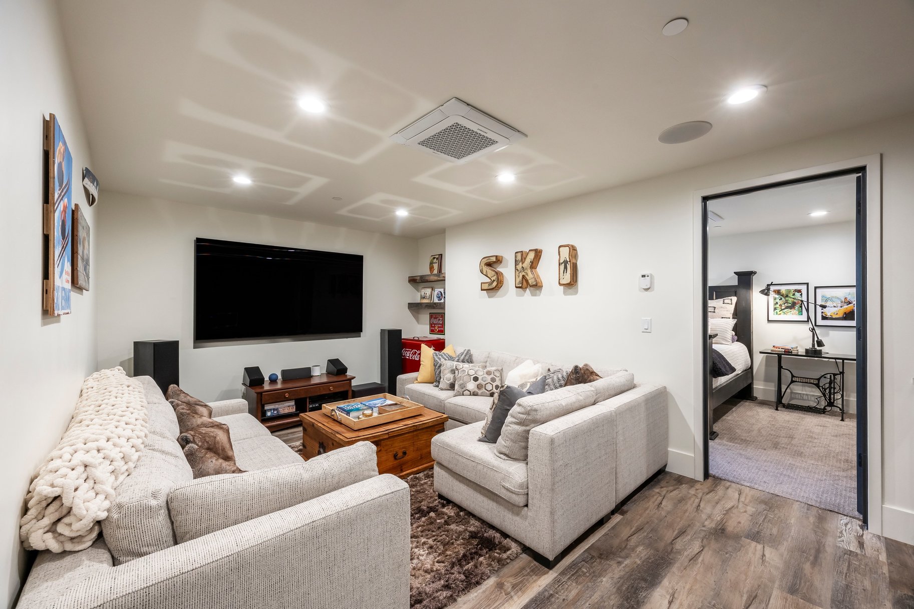  Mountain Modern Masterpiece with Sweeping Old Town and Ski Area Views - 物件實景