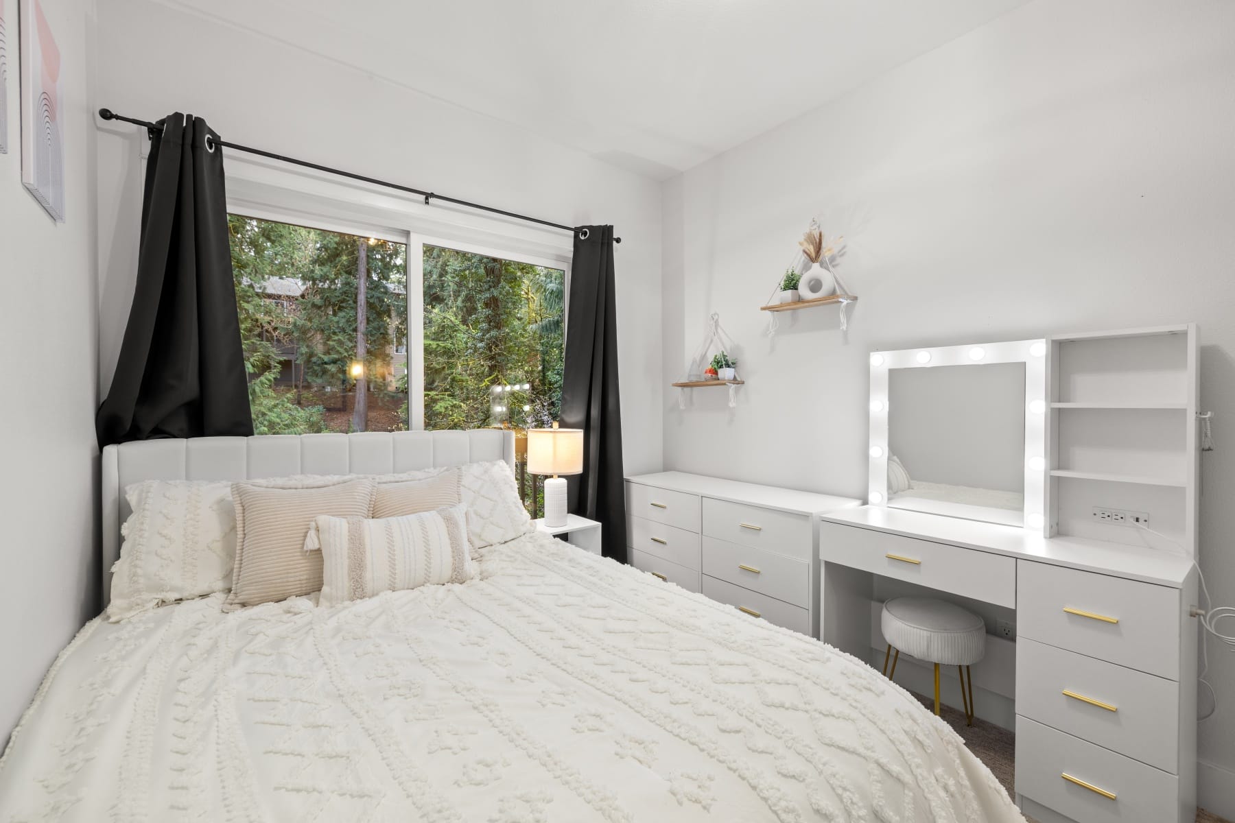  3426 SW ARNOLD ST Portland, OR 97219 - 物件實景