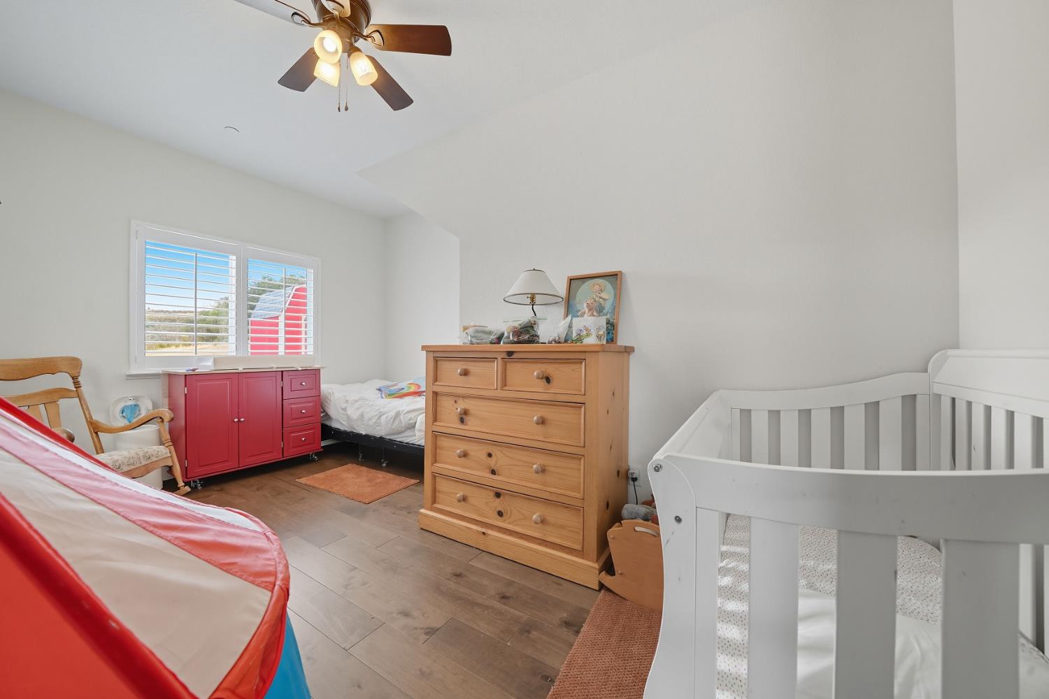 Mountain Ranch, California, 95246, United States, 4 Bedrooms Bedrooms, ,3 BathroomsBathrooms,Residential,For Sale,2027098