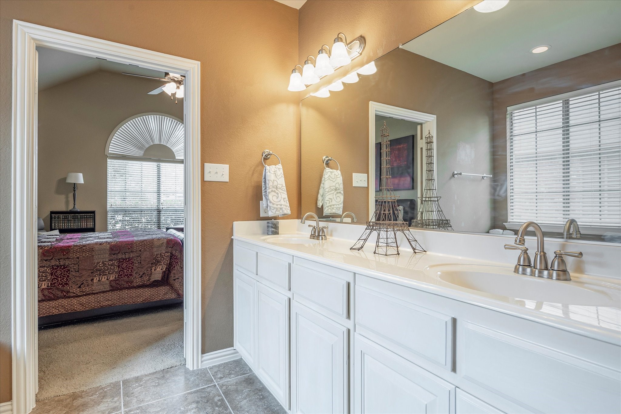 6077 Wallis Drive, Frisco, Texas, 75033, United States, 4 Bedrooms Bedrooms, ,4 BathroomsBathrooms,Residential,For Sale,6077 Wallis Drive,1588186