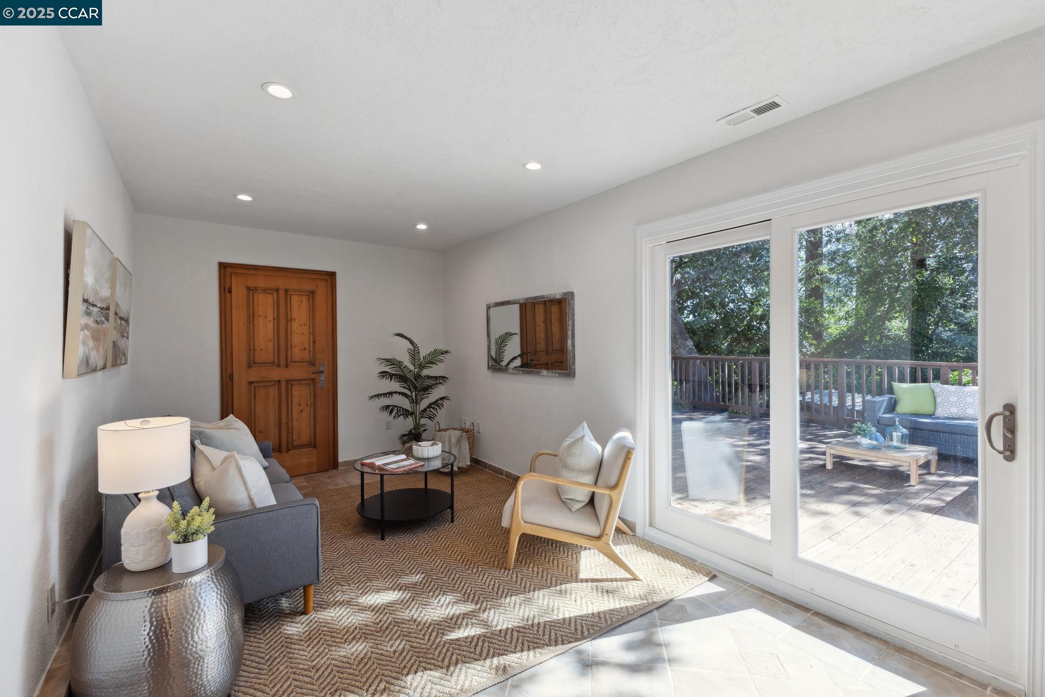 Orinda, California, 94563, United States, 4 Bedrooms Bedrooms, ,3 BathroomsBathrooms,Residential,For Sale,1804966
