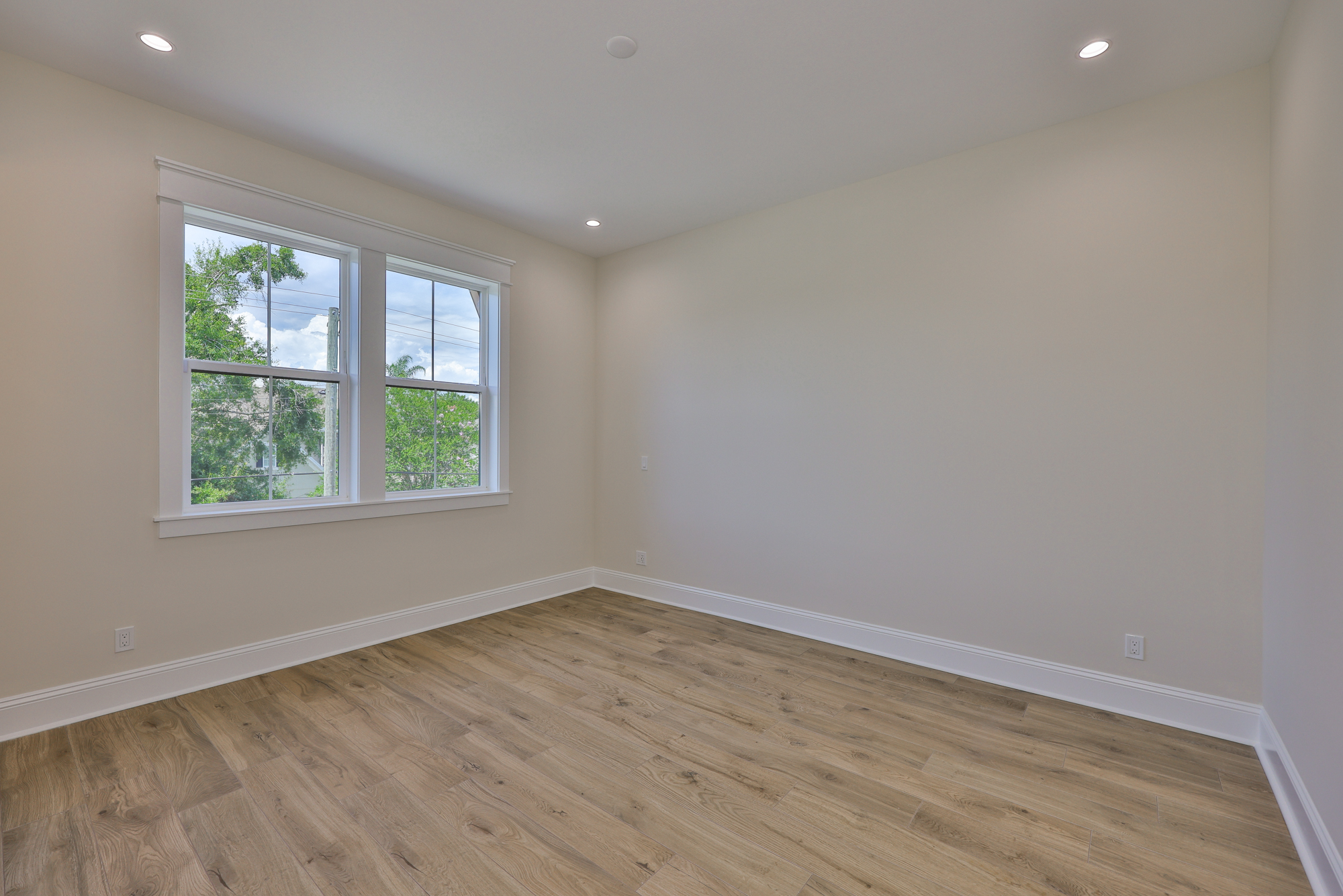 Tampa, Florida, 33629, United States, 5 Bedrooms Bedrooms, ,6 BathroomsBathrooms,Residential,For Sale,1974483