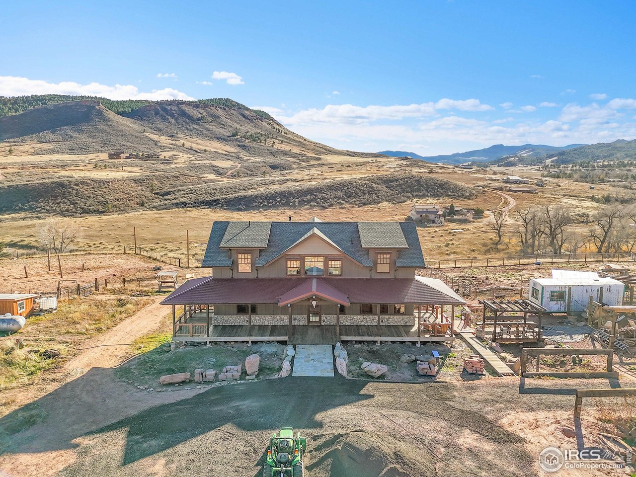 Lyons, Colorado, 80540, United States, 4 Bedrooms Bedrooms, ,2 BathroomsBathrooms,Residential,For Sale,1991914