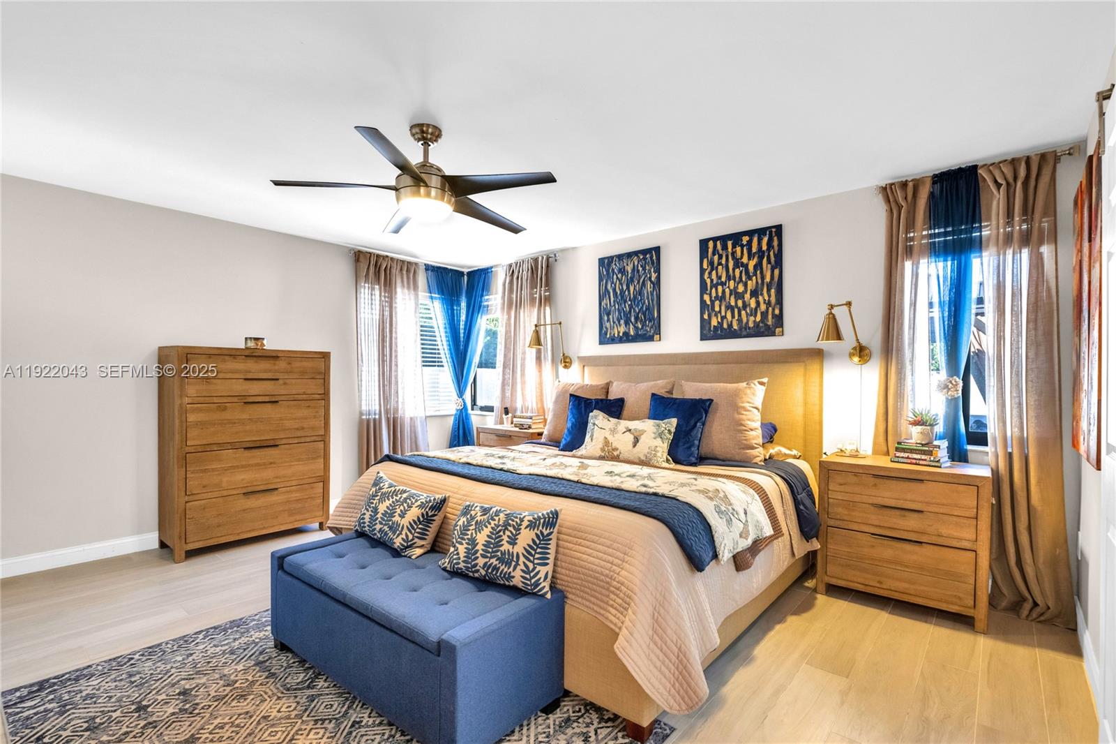 Miami Lakes, Florida, 33016, United States, 3 Bedrooms Bedrooms, ,3 BathroomsBathrooms,Residential,For Sale,2002198