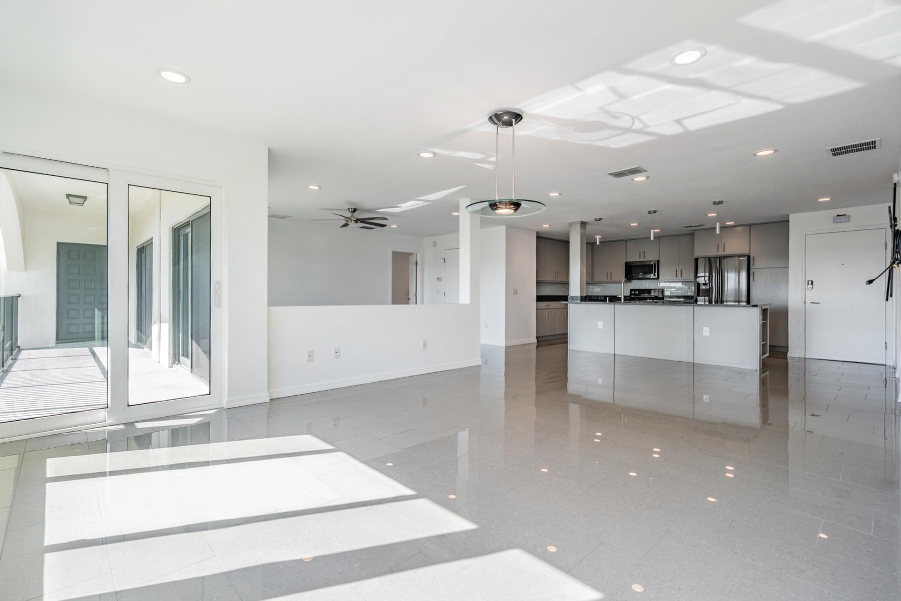 Tarpon Springs, Florida, 34689, United States, 4 Bedrooms Bedrooms, ,4 BathroomsBathrooms,Residential,For Sale,1863560