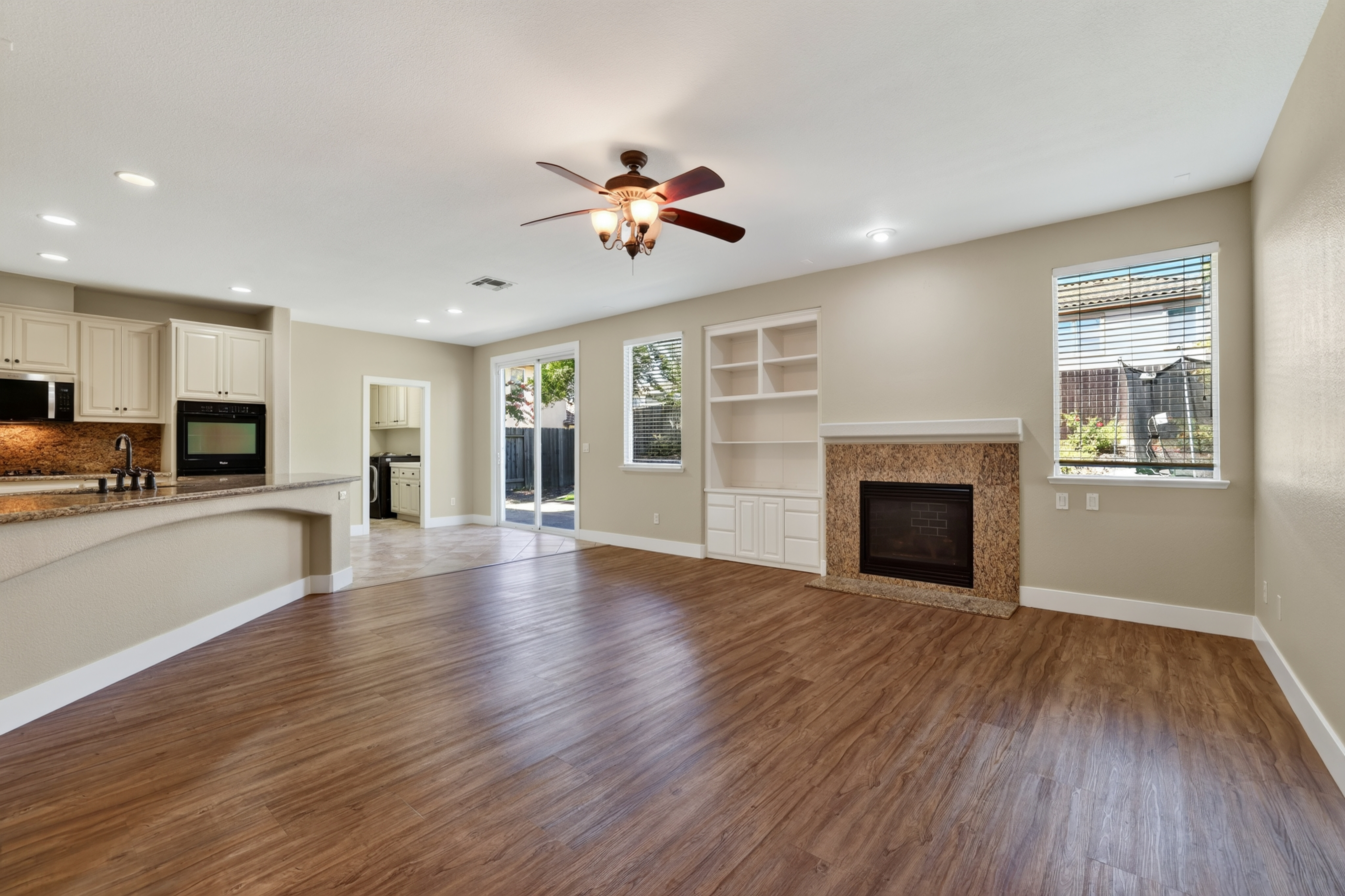  2519 Parkcrest Way, Roseville, CA, 95747 - 物件實景