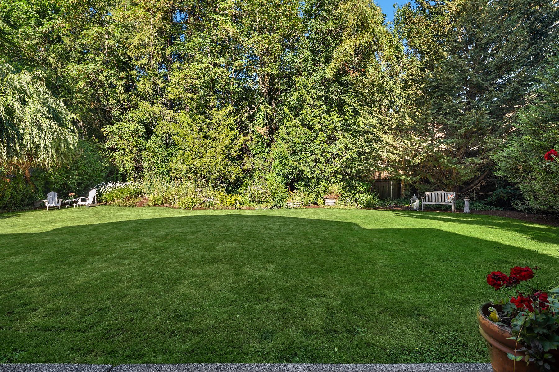  12022 NE 97th Street, Kirkland, WA 98033 - 物件實景