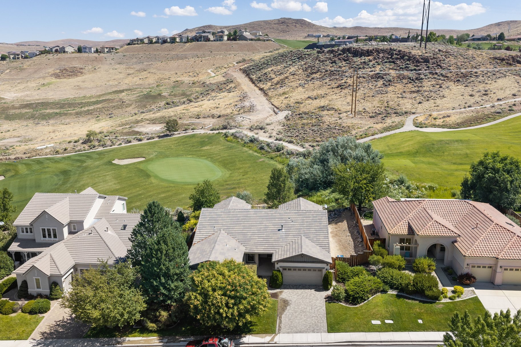 Peaceful Golf Course Living with Stunning Surroundings - 物件實景