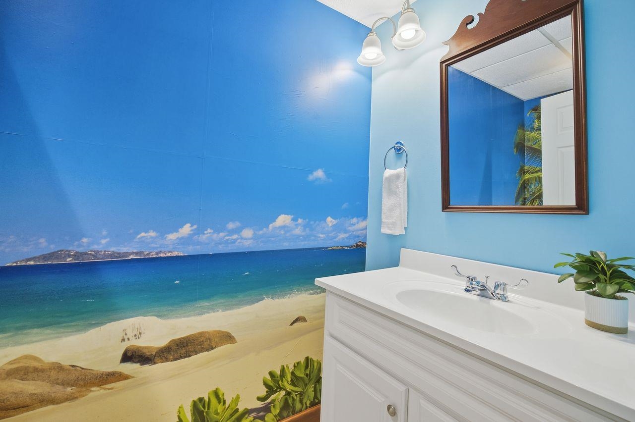 Meredith, New Hampshire, 03253, United States, 2 Bedrooms Bedrooms, ,3 BathroomsBathrooms,Residential,For Sale,1988258