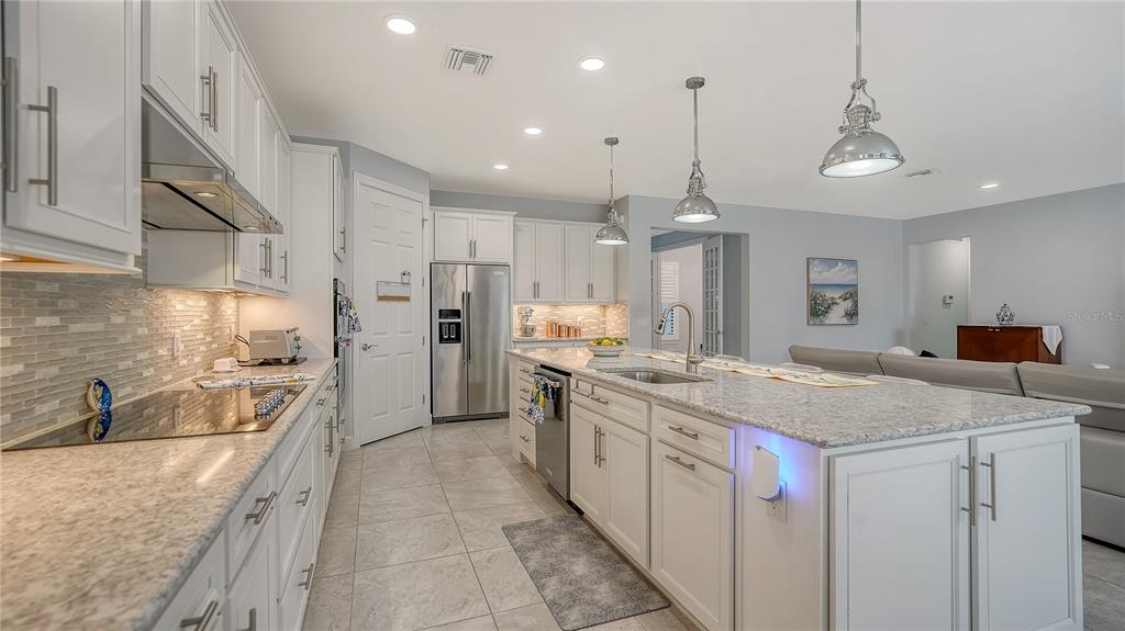 Sarasota, Florida, 34238, United States, 3 Bedrooms Bedrooms, ,3 BathroomsBathrooms,Residential,For Sale,1992026