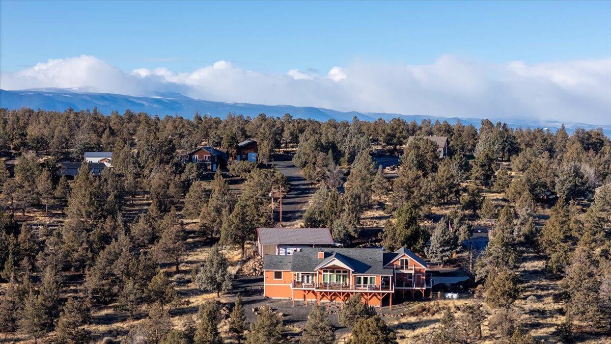 Bend, Oregon, 97703, United States, 3 Bedrooms Bedrooms, ,2 BathroomsBathrooms,Residential,For Sale,2005740