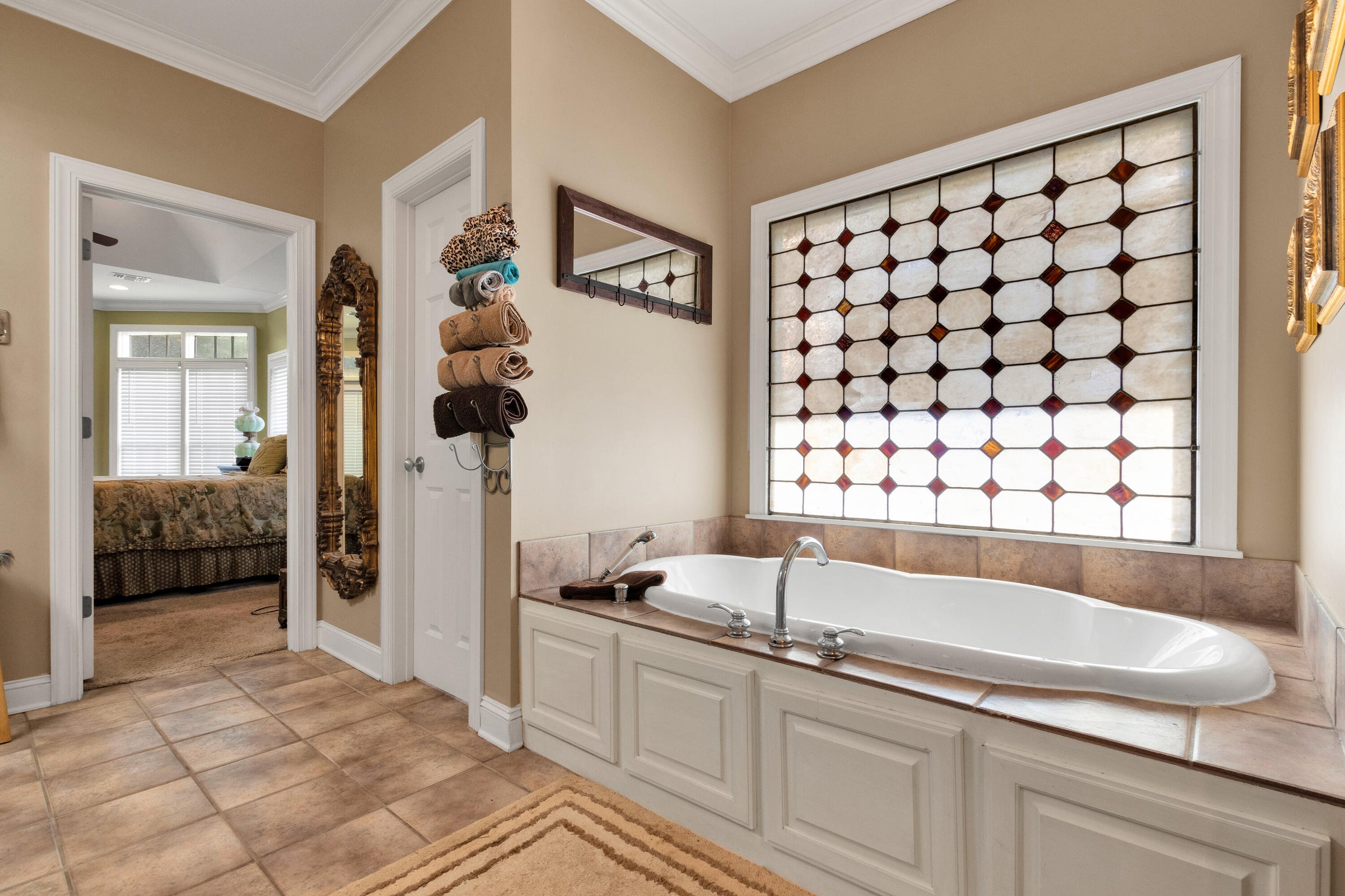 Fulton, Mississippi, 38843, United States, 4 Bedrooms Bedrooms, ,4 BathroomsBathrooms,Residential,For Sale,1976372